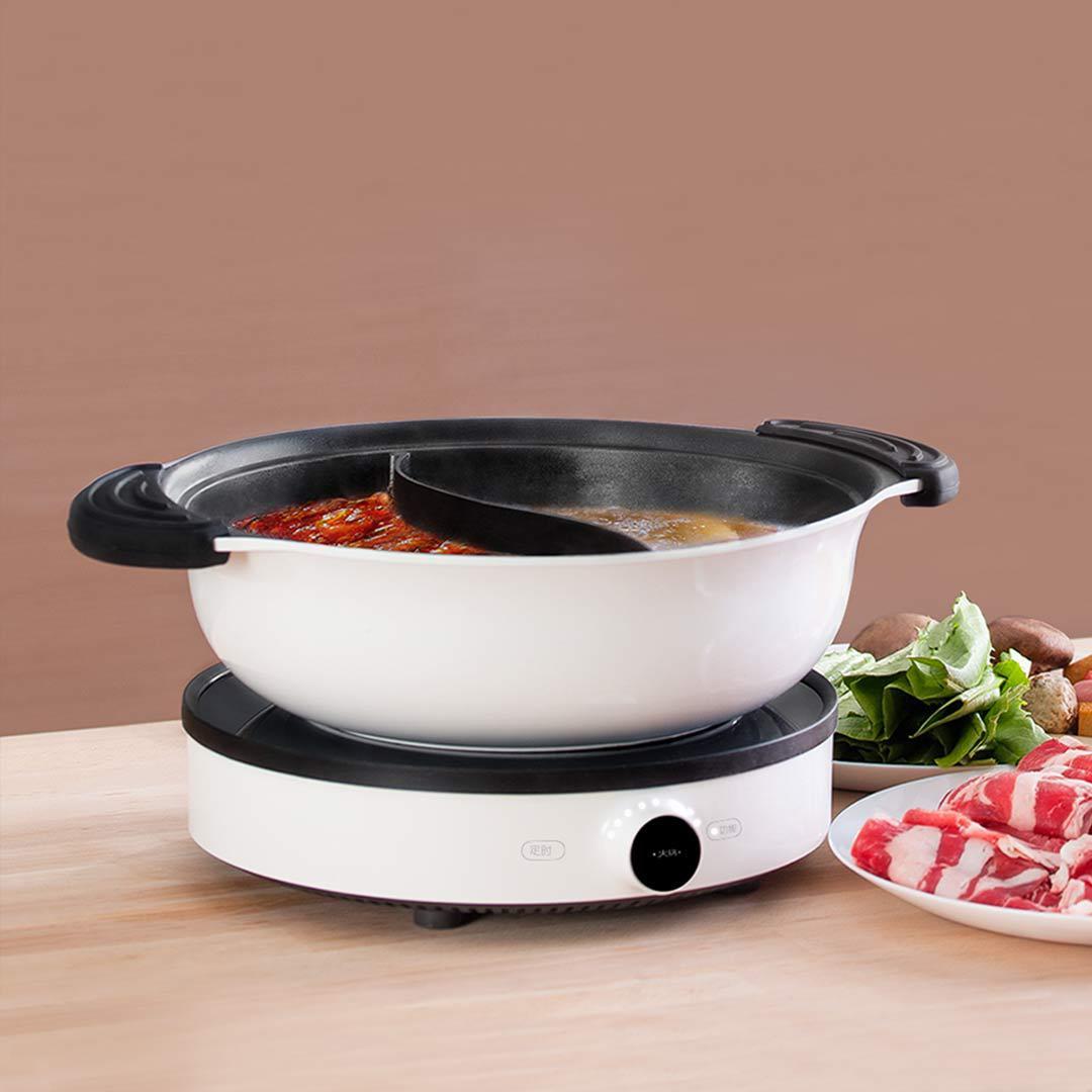 Versatile Two-Flavor Hot Pot
